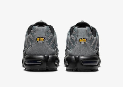 Nike Air Max Plus Utility  Grey